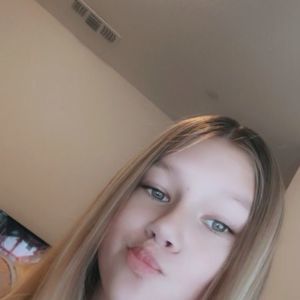 Meet your Posher, Naomi